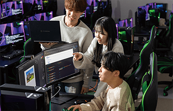 総合情報学部総合情報学科